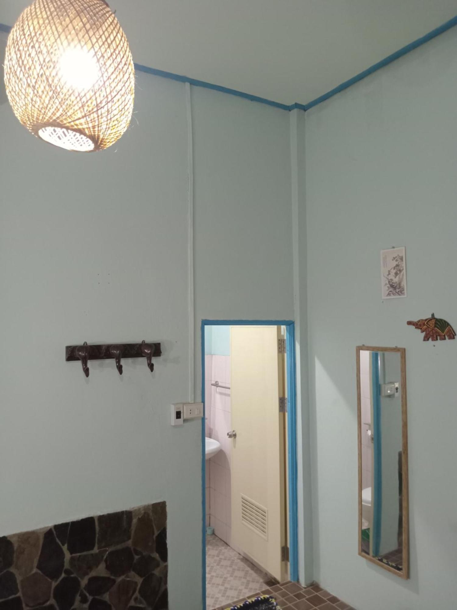 Chor Chaba Hotel Ko Kut Екстериор снимка